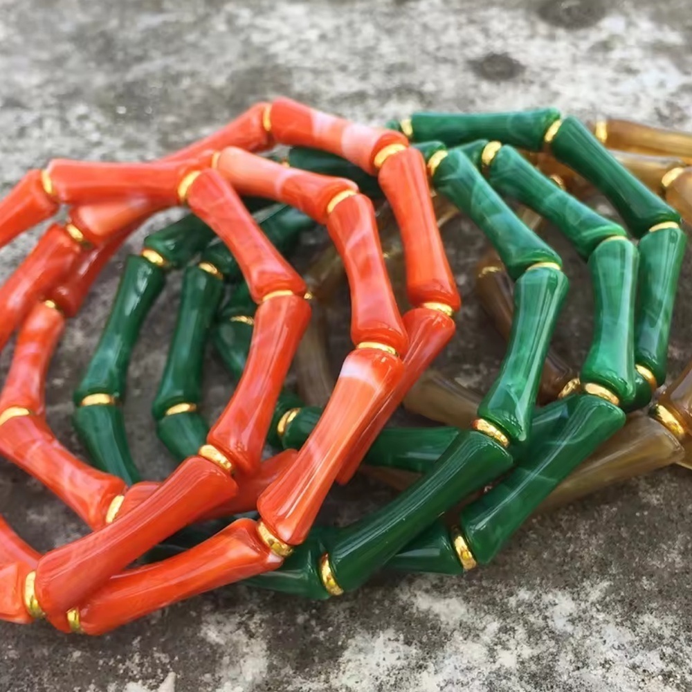 One 1 Emerald Green Bamboo Bracelet with Gold Details – Nature Inspired Jewelry